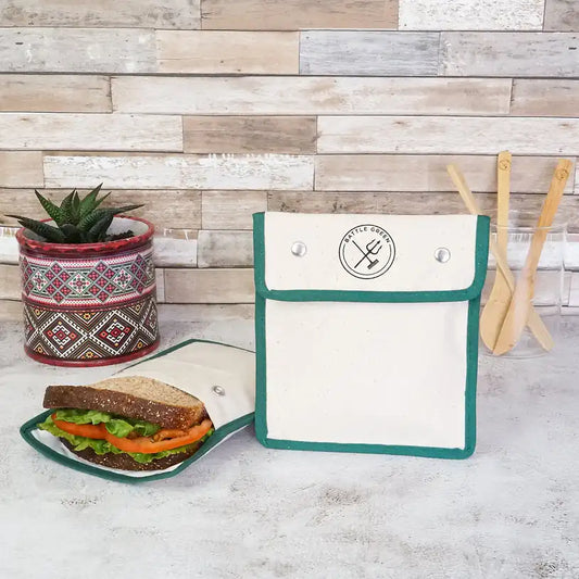 Battle Green reusable snack pouch
